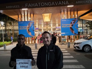 Institut français de Madagascar_à l'aéroport_Etienne SIBILLE