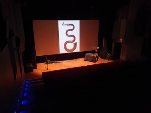 Salle de spectacle Institut français Casablanca Etienne SIBILLE serpent cor des Alpes saqueboute cromorne cornemuse aefe